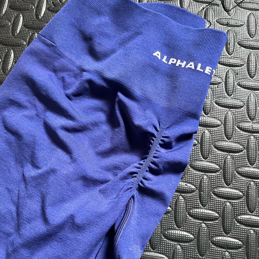 Alphalete amplify leggings